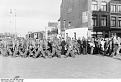 Click image for larger version

Name:	Bundesarchiv_Bild_146-1981-084-24,_Westfeldzug,_dt._Fallschirmjäger_in_Maastricht.jpg
Views:	584
Size:	54,7 KB
ID:	89095